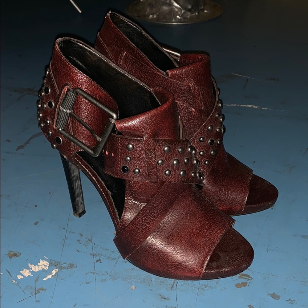 Heels size 8 with studs